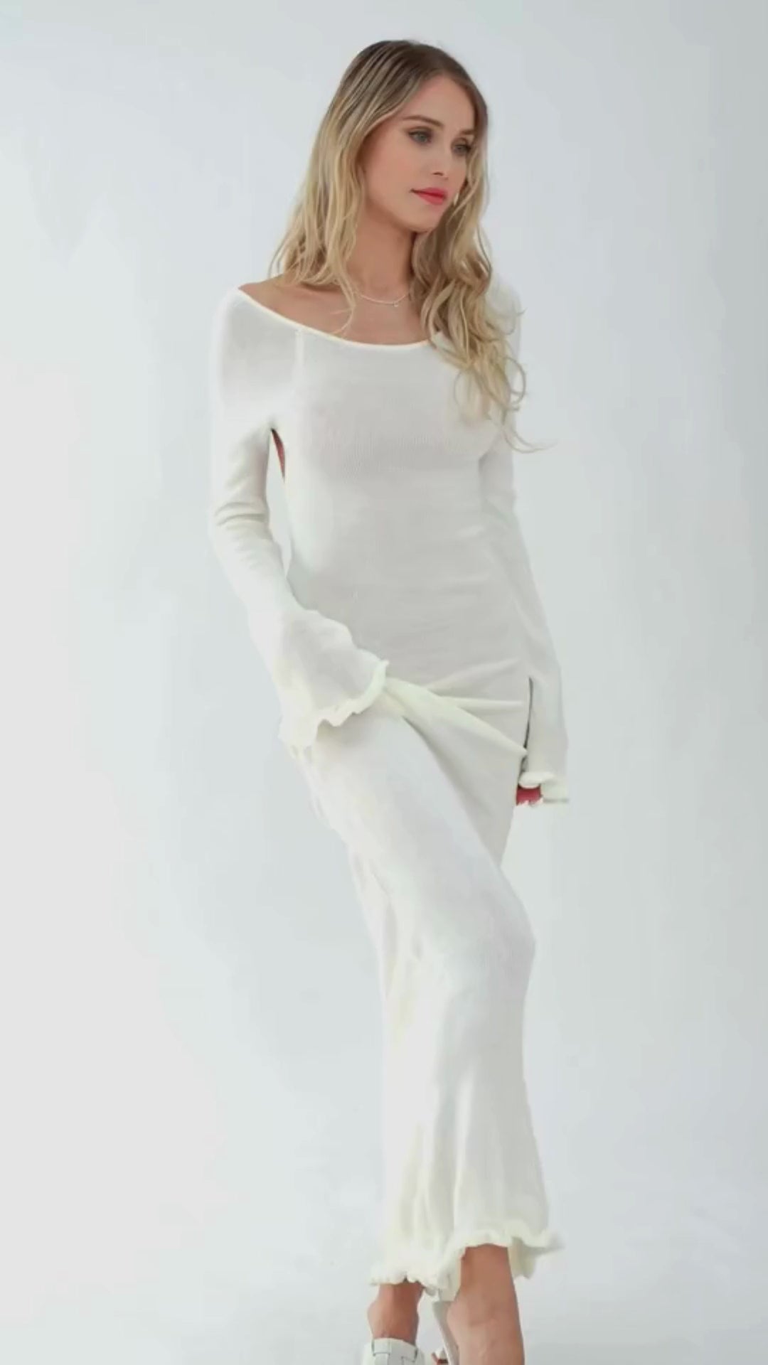 knee length dresses for ladies Elegant Long Cutout Lace Train Crepe Mermaid Wedding Dress
